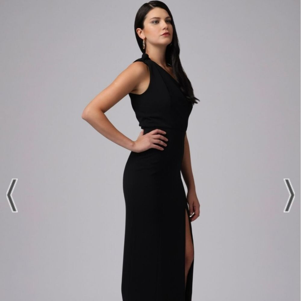 JAYGODFREY Black One Shoulder Knot Gown